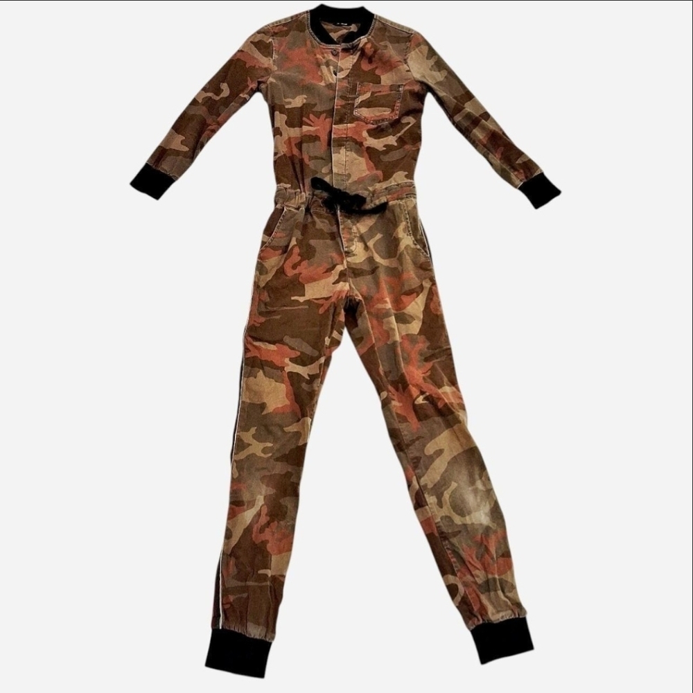 Vintage Camo Jumpsuit Button Up Long Sleeves Pockets Red Green Stripes Small